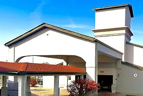 Ramada by Wyndham Columbia
