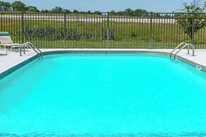 Ramada by Wyndham Columbia