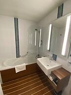 Hôtel & Spa Les Roches Noires