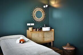 Hôtel & Spa Les Roches Noires
