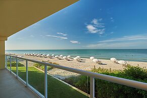 Edgewater Beach Hotel