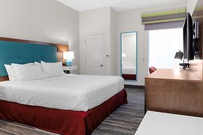 Hampton Inn by Hilton Concord/Bow