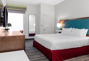 Hampton Inn by Hilton Concord/Bow