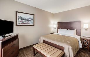 Quality Inn & Suites Lawrence - University Area