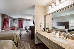 Quality Inn & Suites Lawrence - University Area