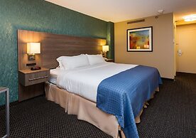 Holiday Inn Downtown - Mercy Area by IHG