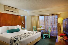 Oasis Hotel Waikiki