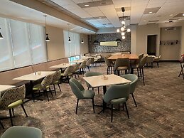 Holiday Inn Martinsburg by IHG