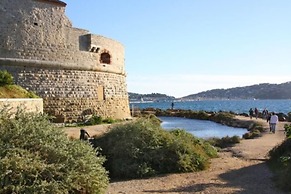 Hotel Amirauté
