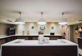 Quality Inn & Suites By the Parks