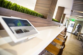 Quality Inn & Suites By the Parks