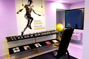 Quality Inn & Suites By the Parks