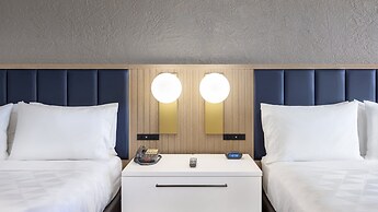 Holiday Inn Resort Panama City Beach by IHG