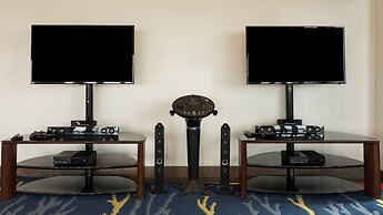 Holiday Inn Resort Panama City Beach by IHG