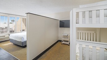 Holiday Inn Resort Panama City Beach by IHG