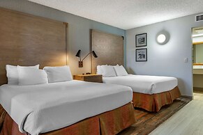 Best Western Plus King's Inn & Suites