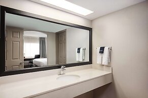 Best Western Plus King's Inn & Suites