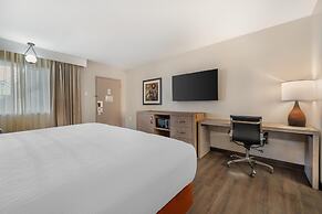 Best Western Plus King's Inn & Suites