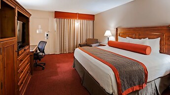 Best Western Plus King's Inn & Suites