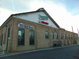 Best Western Plus King's Inn & Suites