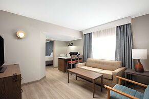 Best Western Plus King's Inn & Suites