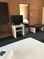Bega Downs Motor Inn
