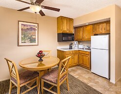 WorldMark Palm Springs - Plaza Resort and Spa