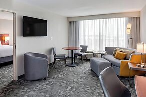 Courtyard by Marriott Boston Logan Airport