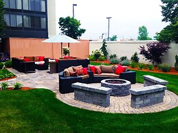 Courtyard by Marriott Boston Logan Airport