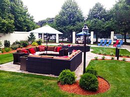 Courtyard by Marriott Boston Logan Airport