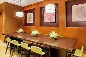 Courtyard by Marriott Boston Logan Airport