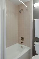 Courtyard by Marriott Boston Logan Airport