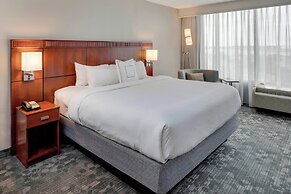 Courtyard by Marriott Boston Logan Airport