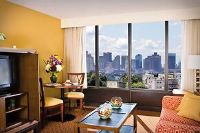 Courtyard by Marriott Boston Logan Airport