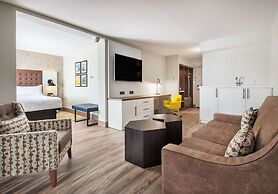 Doubletree by Hilton Monroe Township Cranbury