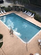 Baymont By Wyndham Gainesville I-75