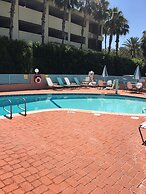 Kings Inn Anaheim at the Park & Convention Center