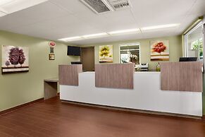 Kings Inn Anaheim at the Park & Convention Center