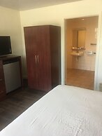 Kings Inn Anaheim at the Park & Convention Center