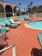 Kings Inn Anaheim at the Park & Convention Center