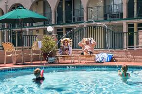 Kings Inn Anaheim at the Park & Convention Center