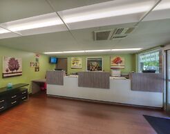 Kings Inn Anaheim at the Park & Convention Center