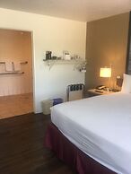 Kings Inn Anaheim at the Park & Convention Center