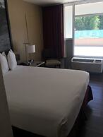 Kings Inn Anaheim at the Park & Convention Center