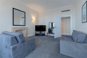 Bournemouth Carlton Hotel by Belvilla