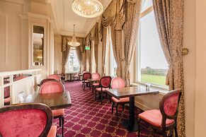 Bournemouth Carlton Hotel by Belvilla