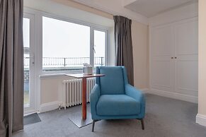 Bournemouth Carlton Hotel by Belvilla