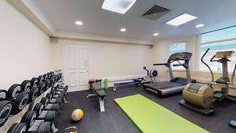 Bournemouth Carlton Hotel by Belvilla