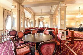 Bournemouth Carlton Hotel by Belvilla