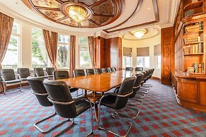 Bournemouth Carlton Hotel by Belvilla